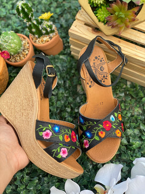 Chula Wedge Black