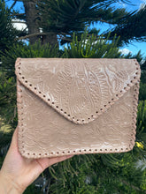 Load image into Gallery viewer, virgencita big crossbody